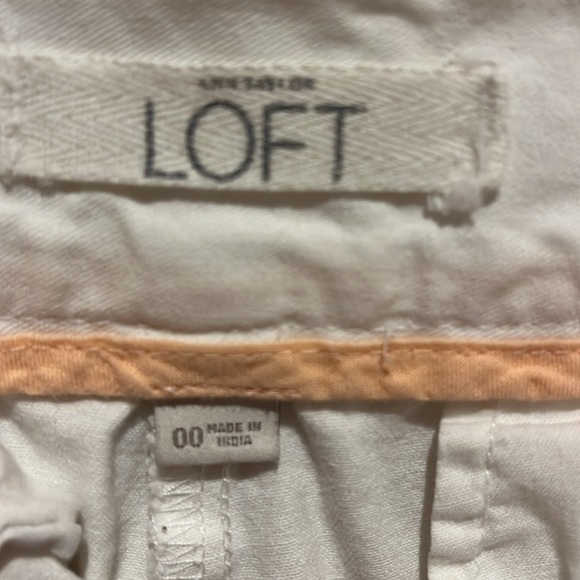 Ann Taylor loft white chino shorts - Picture 3 of 4
